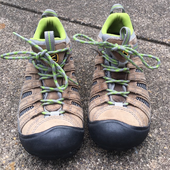 Keen Shoes - Keens hiking shoes/boots